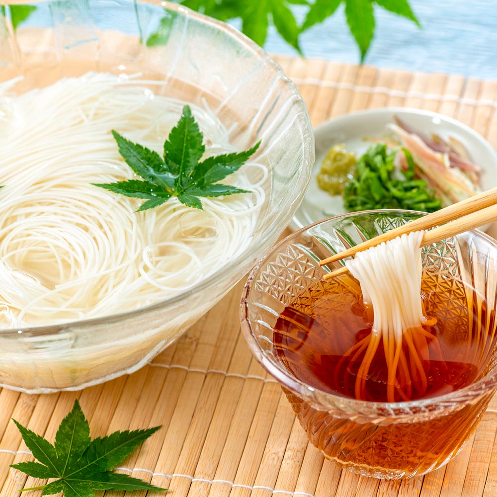 舞茸 人気お醤油3本セット(各100ml) 舞茸かけ醤油、だし醤油、めんつゆ 送料込み 森林組合が育てた舞茸で作った醤油 ギフト 島根県雲南市 地域名産品