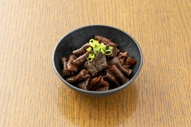 稲田屋 関東煮缶 110g 4缶セット 送料込み 豚もつ・牛もつ味付け 缶詰 人気 ご当地 お取り寄せ 常温 そのまま食べれる 非常食 保存食 防災食 阿藻珍味 備蓄用 アウトドア 缶つま おつまみ ビール