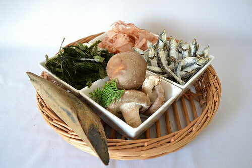 広島 かき みそ ラー油 120g 生七味 80g 椎茸 かき 佃煮 100g 3本セット 箱入り 送料込み 唐辛子 国産原木しいたけ使用 お土産 大竹特産ゆめ倶楽部 tau