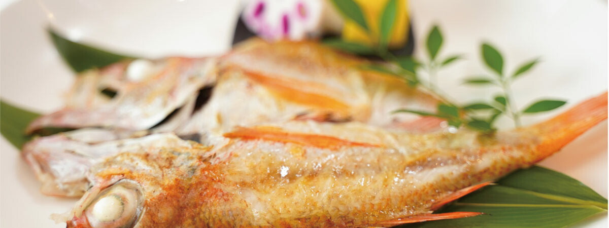 産地直送 島根県沖産 のどぐろ一夜干 5~6枚(約410g) 送料込み (冷凍) ギフト 干し物 お取り寄せ 岡富商店