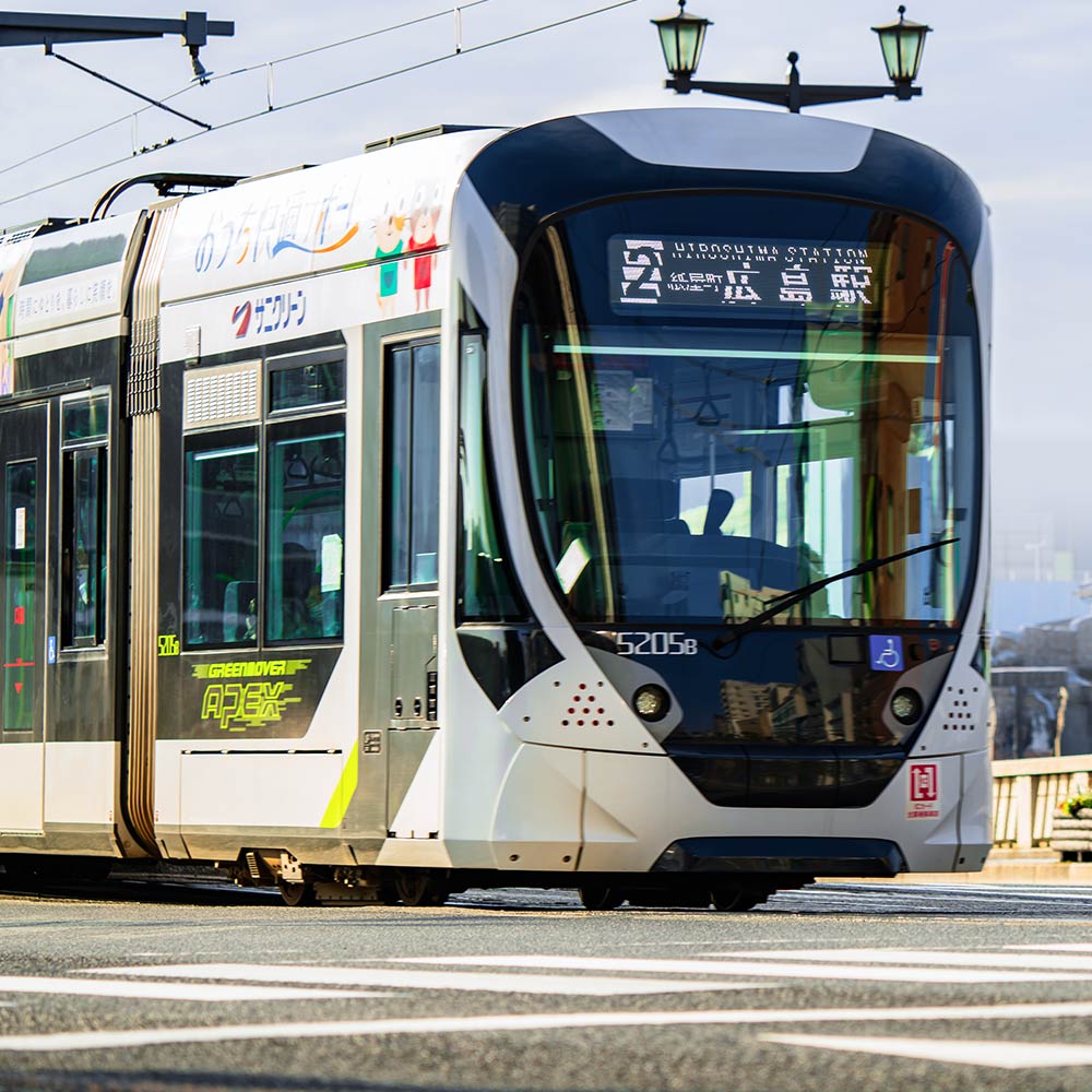モーツアルト 電車缶クッキー APEX缶 送料無料 広島お土産 バッケンモーツアルト