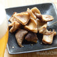 広島名物 コリコリホルモン せんじ揚げ １袋６０ｇ せんじがら 送料込み 期間限定ひろしまグルメ袋付き 植田商店 ホルモン せんじ肉 おつまみ