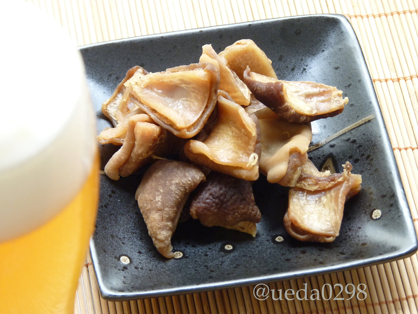 広島名物 コリコリホルモン せんじ揚げ １袋６０ｇ せんじがら 送料込み 期間限定ひろしまグルメ袋付き 植田商店 ホルモン せんじ肉 おつまみ