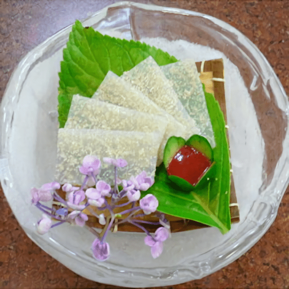 藤利食品 広島県産 子持ちこんにゃく 190g tau 広島 お土産