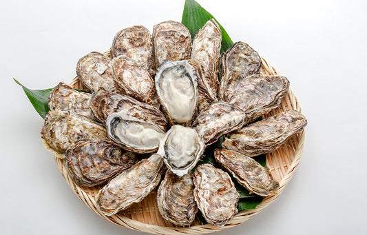 アミスイ 殻付き牡蠣 3kg(18～24個)の商品画像